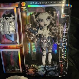 L.O.L. SHADOW HIGH Nicole Steel
